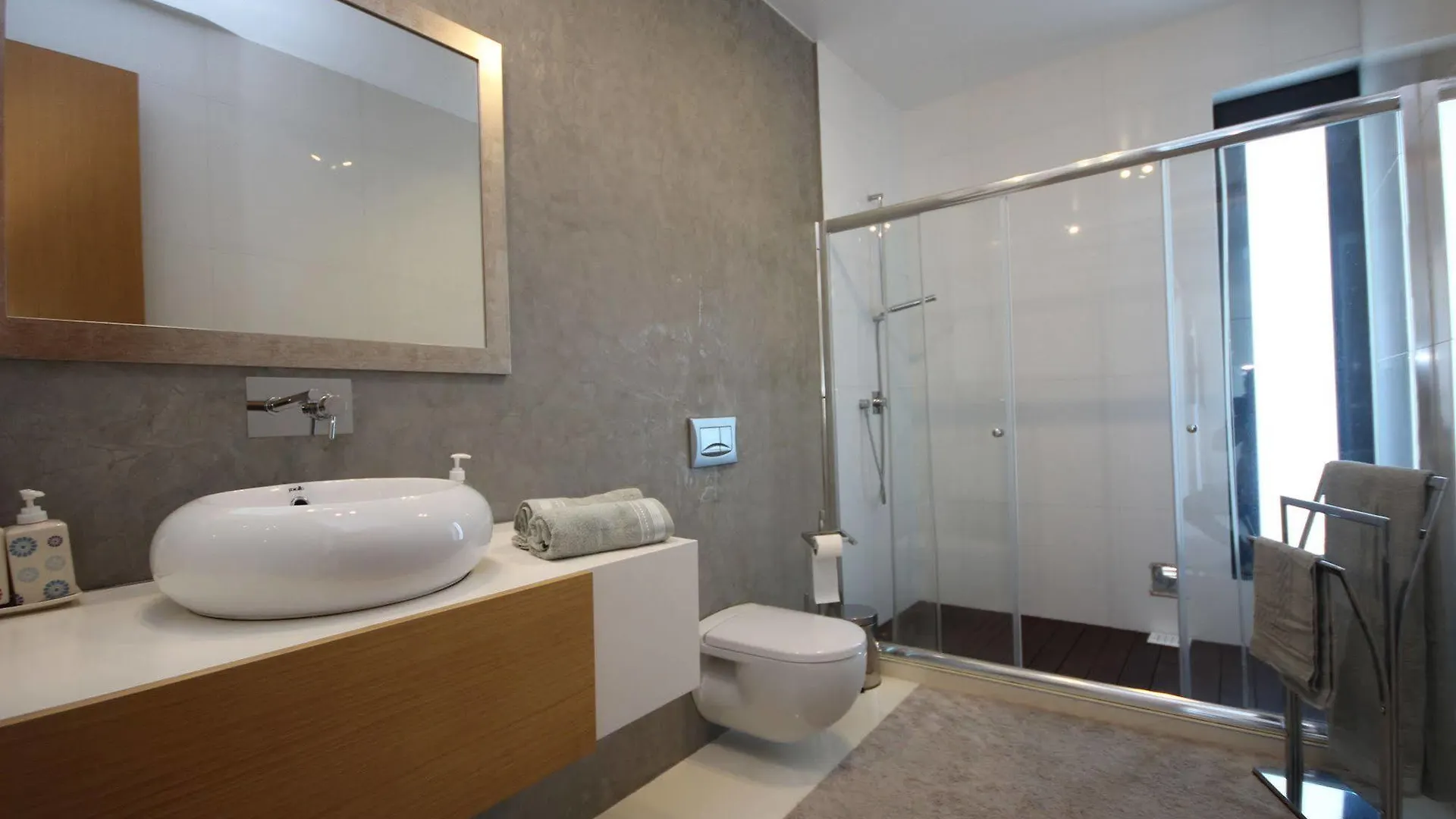Villa Vitoria - By Lovelystay Funchal Portekiz